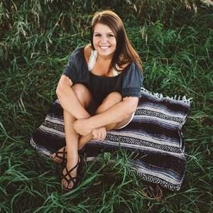 Meet your Posher, Kinsie